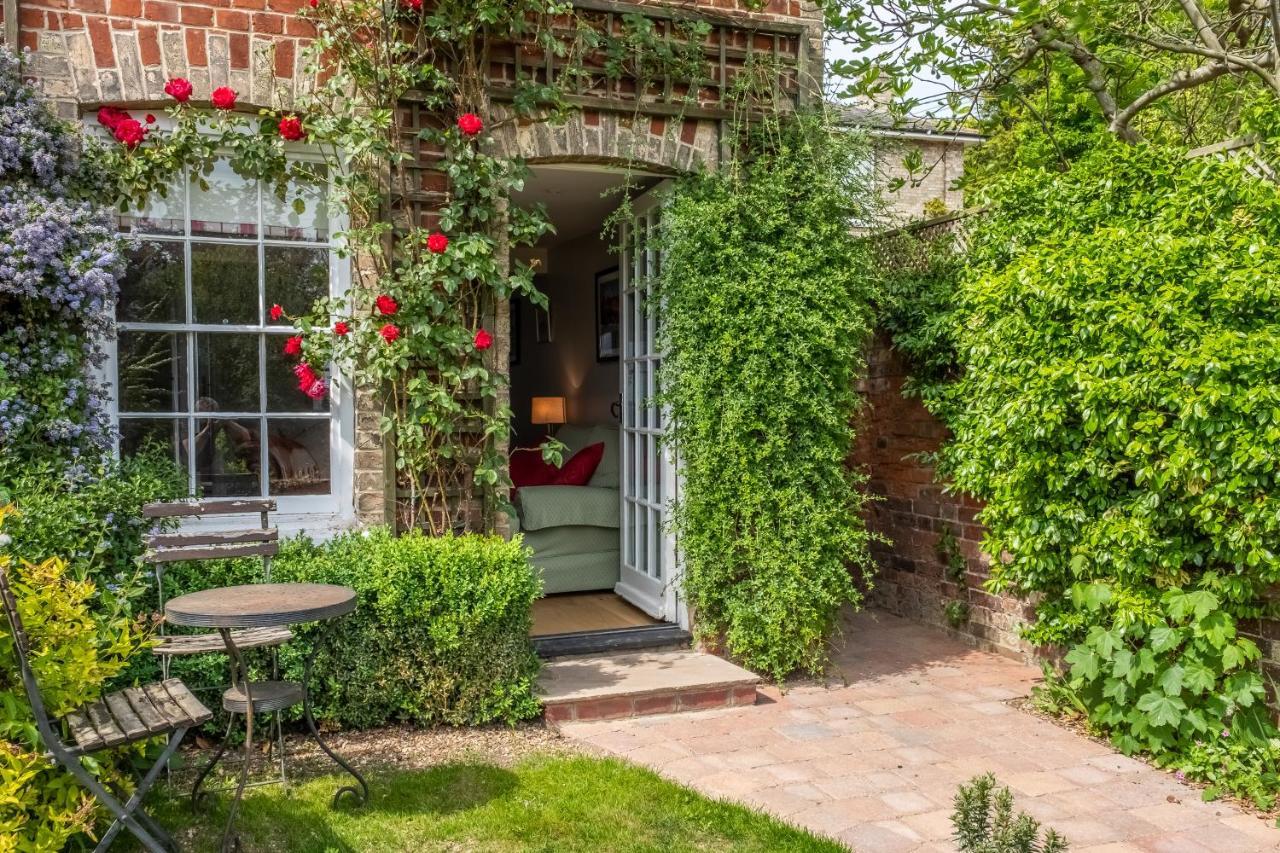 Adorable Cottage With A Log Burner In Heavenly Village - Constable Lodge Nayland Exteriér fotografie